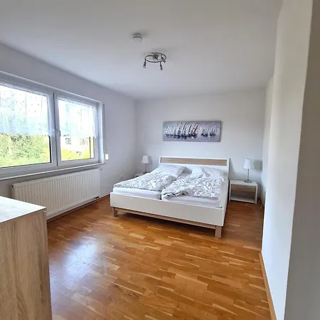 Ferienhaeuser Haus Dresden بيت للعطل *
